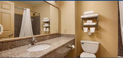 Imagen de la habitación del Hotel Best Western Plus New Cumberland Inn and Suites. Foto 8