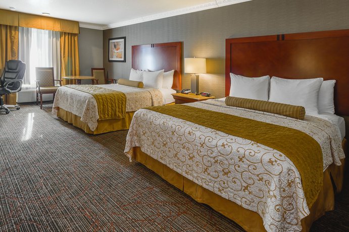 Imagen de la habitación del Hotel Best Western Plus Newport Mesa Inn. Foto 7
