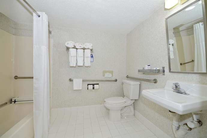 Imagen de la habitación del Hotel Best Western Plus North Miami-Bal Harbour. Foto 12