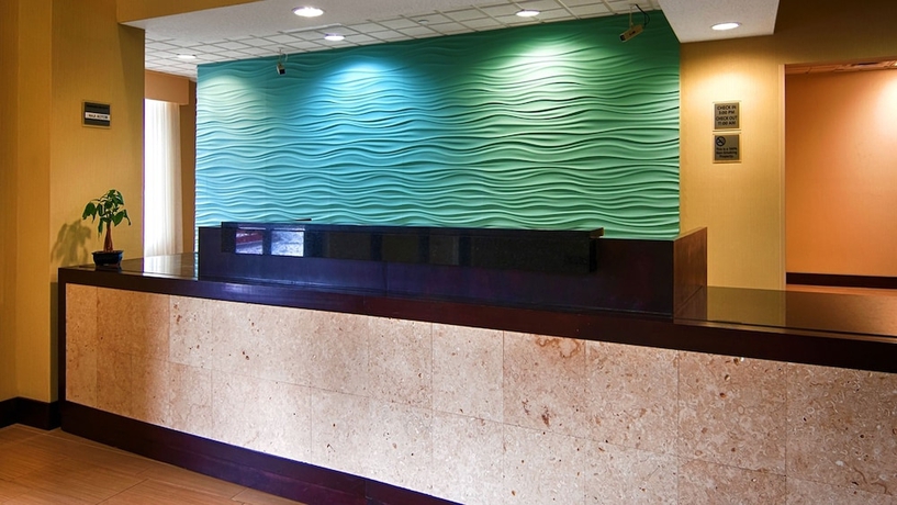 Imagen de los interiores del Hotel Best Western Plus North Savannah. Foto 13
