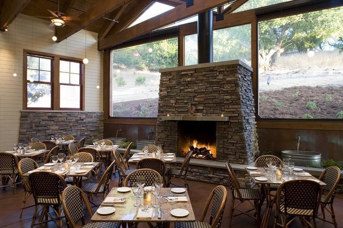 Imagen del bar/restaurante del Hotel Best Western Plus Novato Oaks Inn. Foto 3