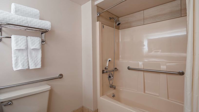 Imagen de la habitación del Hotel Best Western Plus Oak Harbor And Conference Center. Foto 5