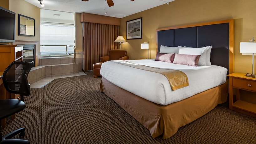 Imagen de la habitación del Hotel Best Western Plus Ocean View Resort. Foto 9