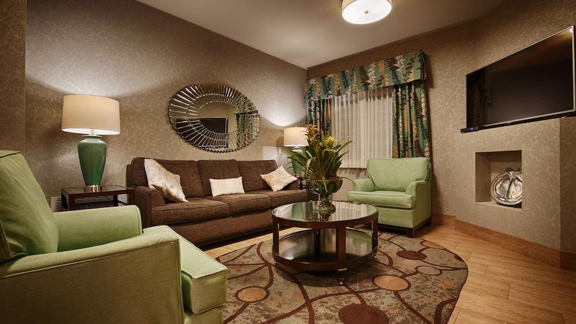 Imagen de los interiores del Hotel Best Western Plus Oceanside Palms. Foto 20