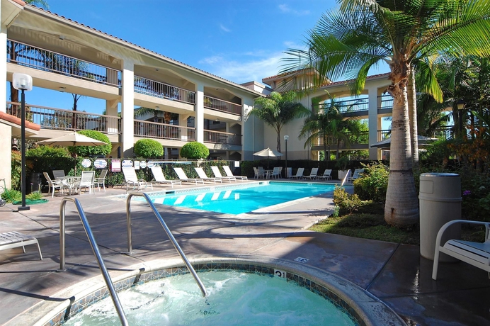 Imagen de los exteriores del Hotel Best Western Plus Orange County Airport North. Foto 10