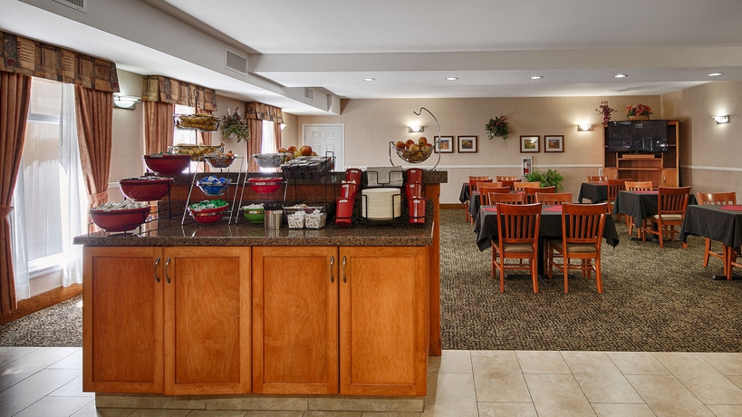 Imagen del bar/restaurante del Hotel Best Western Plus Osoyoos Hotel and Suites. Foto 3