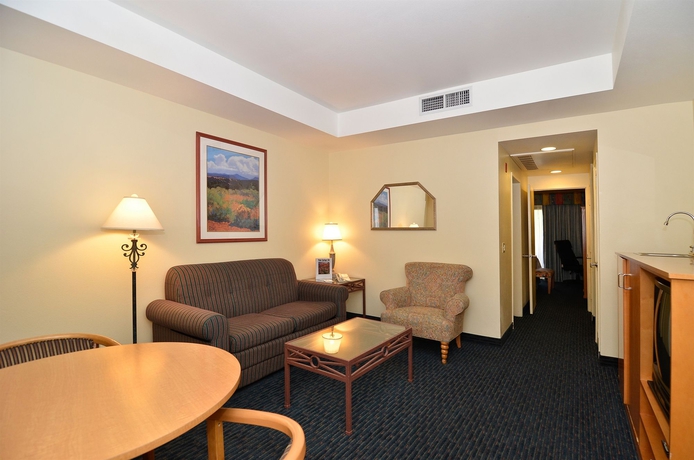 Imagen de los interiores del Hotel Best Western Plus Palm Desert Resort. Foto 4