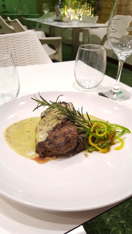 Imagen del bar/restaurante del Hotel Best Western Plus Panama Zen. Foto 2