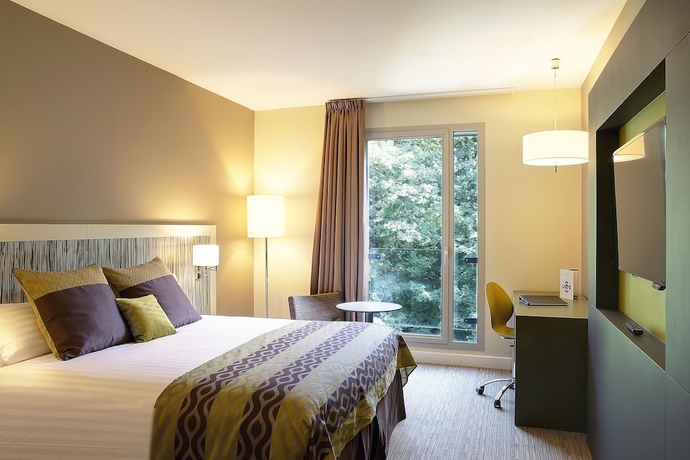 Imagen de la habitación del Hotel Best Western Plus Paris Meudon Ermitage. Foto 2