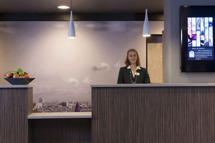 Imagen de los interiores del Hotel Best Western Plus Paris Orly Airport. Foto 15