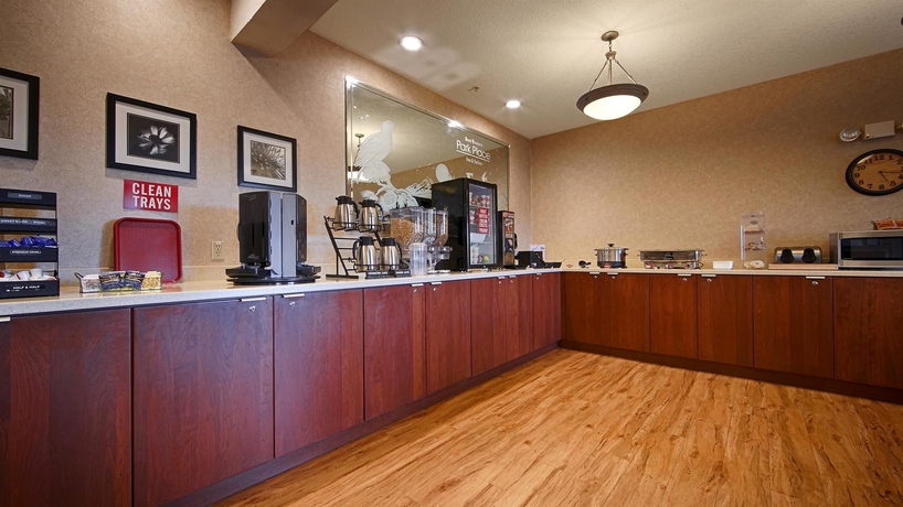 Imagen del bar/restaurante del Hotel Best Western Plus Park Place Inn and Suites. Foto 2