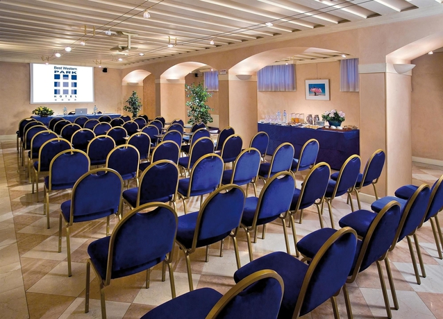 Imagen de los interiores del Hotel Best Western Plus Park Pordenone. Foto 16