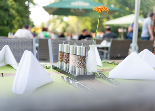 Imagen del bar/restaurante del Hotel Best Western Plus Parkhotel Velbert. Foto 2