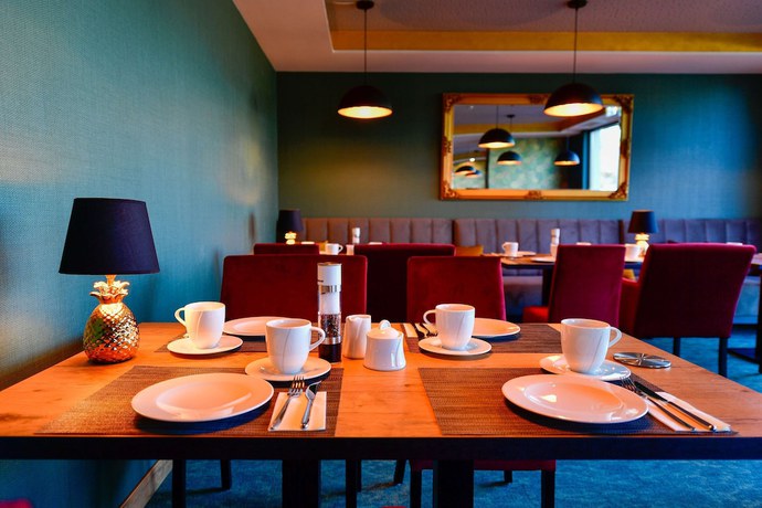 Imagen del bar/restaurante del Hotel Best Western Plus Parkhotel and Spa Cottbus. Foto 8