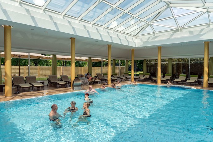 Imagen de la piscina del Hotel Best Western Plus Parkhotel and Spa Cottbus. Foto 20