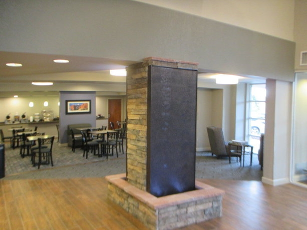 Imagen del bar/restaurante del Hotel Best Western Plus Peak Vista Inn and Suites. Foto 2