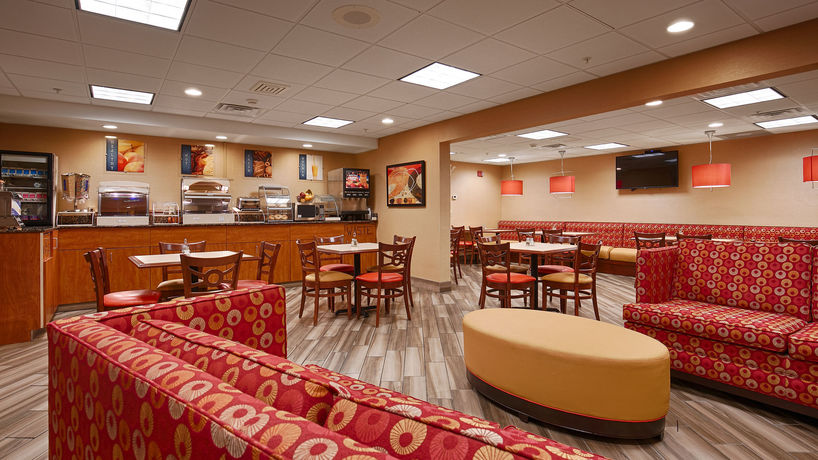 Imagen de los interiores del Hotel Best Western Plus Peoria. Foto 13