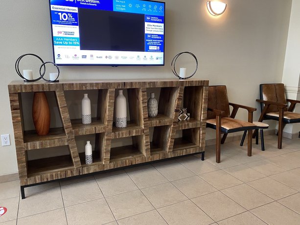 Imagen de los interiores del Hotel Best Western Plus Peppertree Inn At Omak. Foto 19