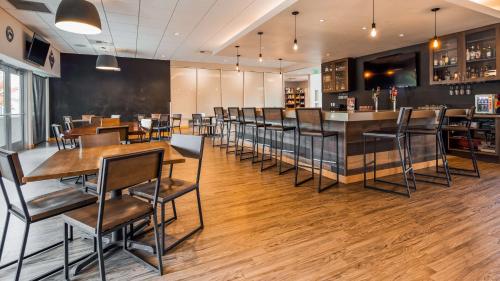 Imagen general del Hotel Best Western Plus Peppertree Nampa Civic Center Inn. Foto 1