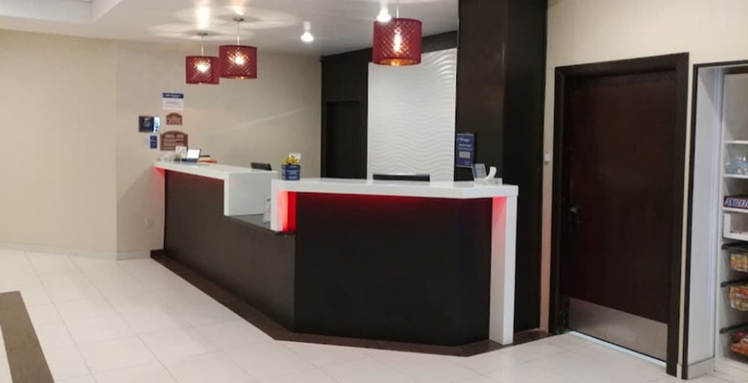 Imagen de los interiores del Hotel Best Western Plus Philadelphia Bensalem. Foto 10