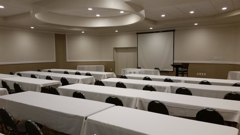 Imagen de los interiores del Hotel Best Western Plus Philadelphia Bensalem. Foto 11