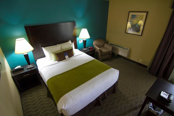 Imagen de la habitación del Hotel Best Western Plus Plattsburgh. Foto 15