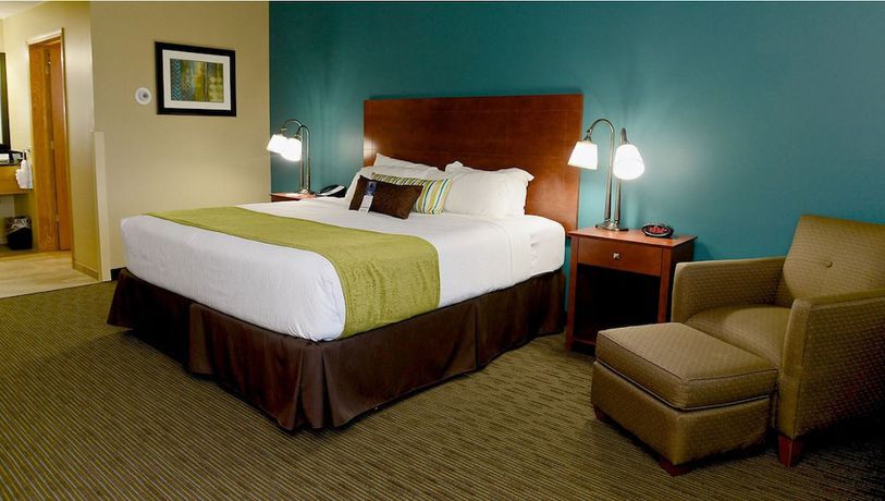 Imagen de la habitación del Hotel Best Western Plus Plattsburgh. Foto 20