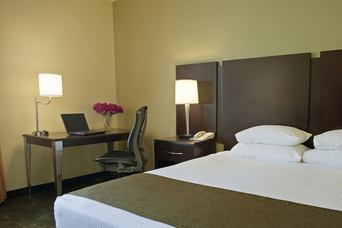 Imagen de la habitación del Hotel Best Western Plus Plaza By The Green. Foto 10