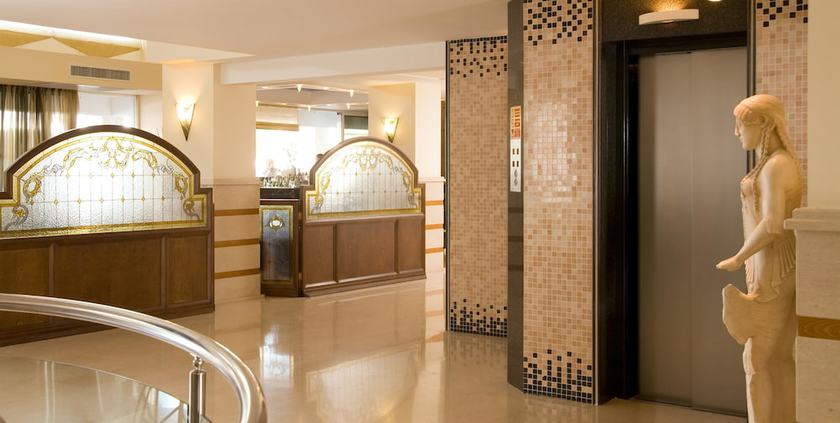Imagen de los interiores del Hotel Best Western Plus Plaza. Foto 20