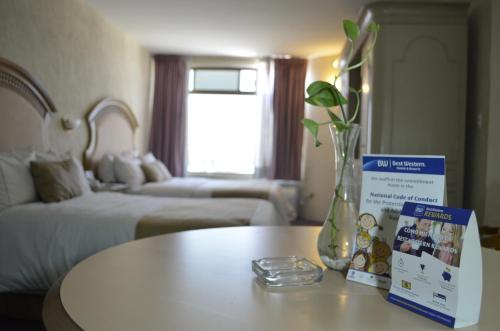 Imagen de la habitación del Hotel Best Western Plus Plaza Florida and Tower. Foto 9