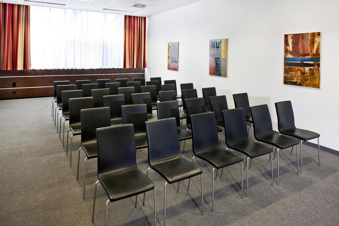 Imagen de los interiores del Hotel Best Western Plus Plaza Graz. Foto 8