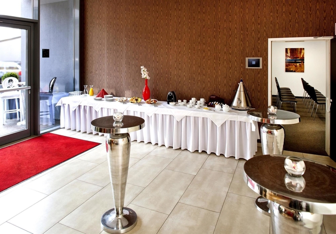 Imagen de los interiores del Hotel Best Western Plus Plaza Graz. Foto 9