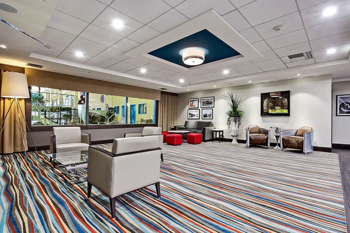 Imagen de los interiores del Hotel Best Western Plus Port O'call. Foto 11