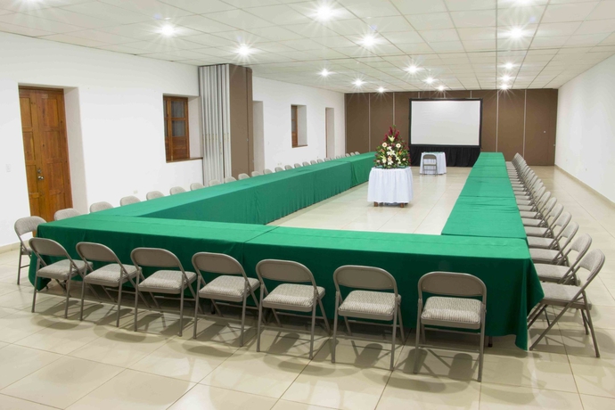 Imagen de los interiores del Hotel Best Western Plus Posada De Don Vasco. Foto 14