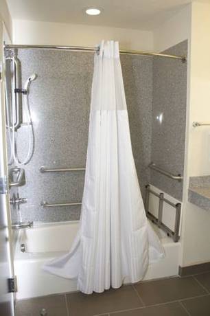 Imagen de la habitación del Hotel Best Western Plus Pratt. Foto 10