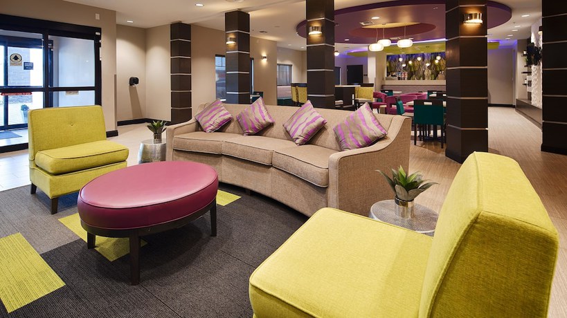 Imagen de los interiores del Hotel Best Western Plus Prien Lake-lake Charles. Foto 19