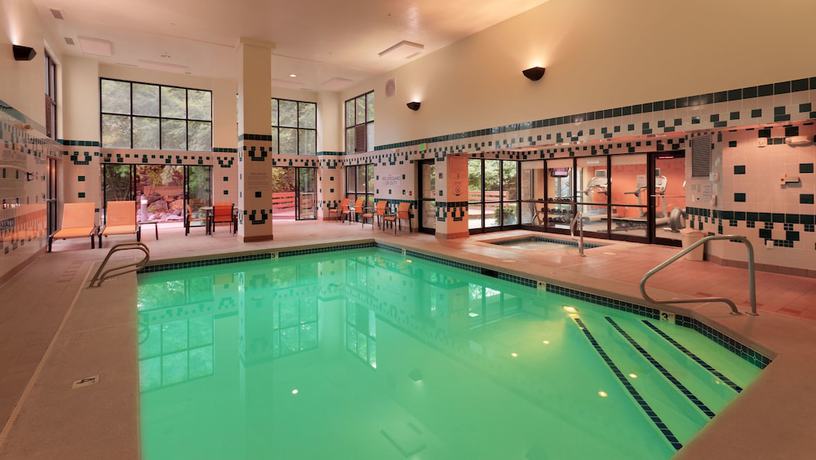 Imagen de la piscina del Hotel Best Western Plus Provo University Inn. Foto 19