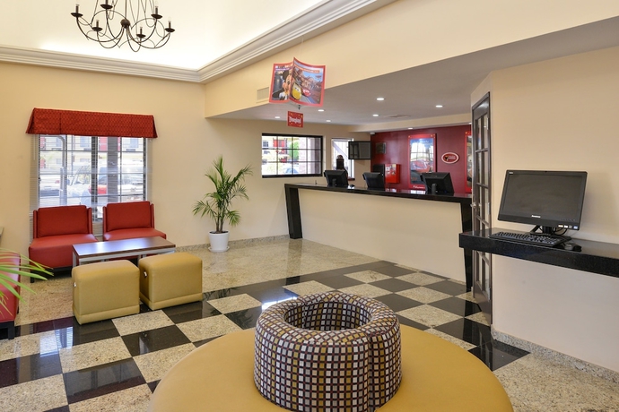 Imagen de los interiores del Hotel Best Western Plus Raffles Inn and Suites. Foto 18