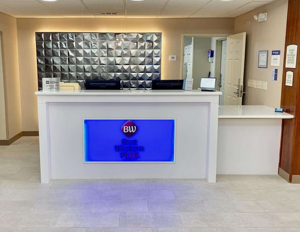 Imagen de los interiores del Hotel Best Western Plus Riata. Foto 17