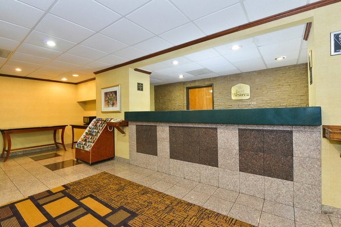 Imagen de los interiores del Hotel Best Western Plus Richmond Airport. Foto 7
