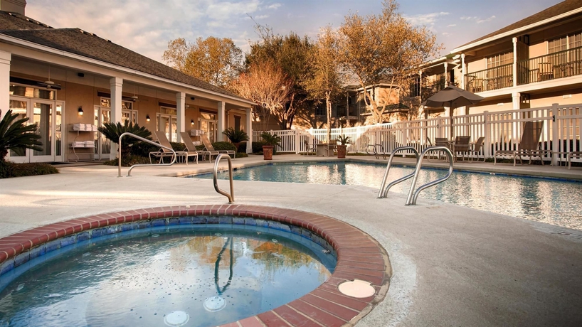 Imagen de los exteriores del Hotel Best Western Plus Richmond Inn and Suites-Baton Rouge. Foto 10