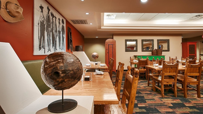 Imagen del bar/restaurante del Hotel Best Western Plus Rio Grande Inn. Foto 3