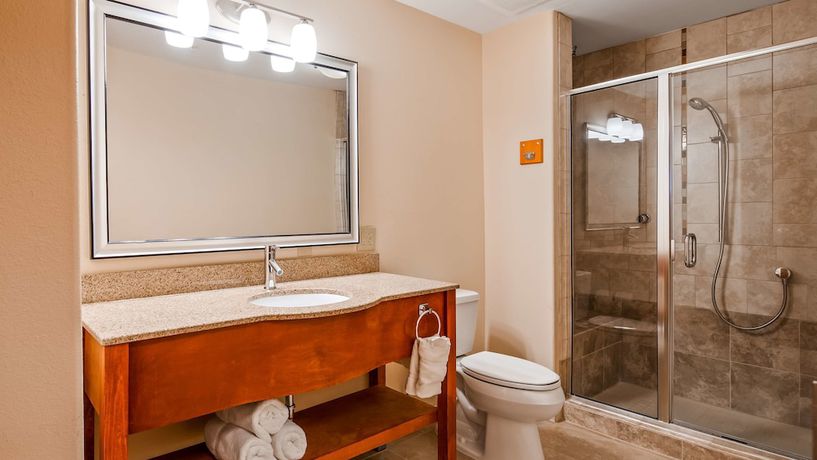 Imagen de la habitación del Hotel Best Western Plus Rose City Conference Center Inn. Foto 7