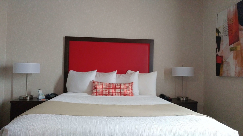 Imagen de la habitación del Hotel Best Western Plus Rose City Suites. Foto 4