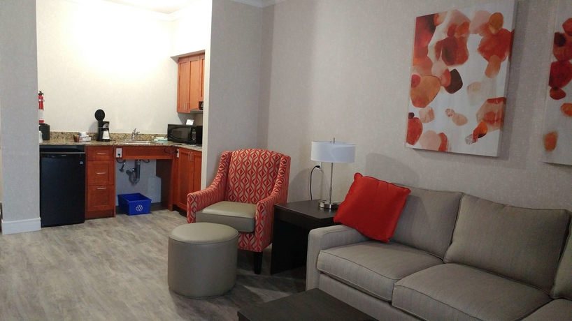 Imagen de la habitación del Hotel Best Western Plus Rose City Suites. Foto 5