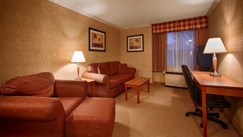 Imagen de la habitación del Hotel Best Western Plus Rose City Suites. Foto 14
