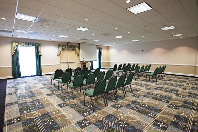 Imagen de los interiores del Hotel Best Western Plus Roswell / Alpharetta. Foto 13