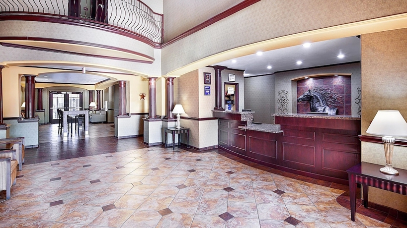 Imagen de los interiores del Hotel Best Western Plus Royal Mountain Inn and Suites. Foto 15