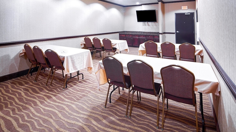 Imagen de los interiores del Hotel Best Western Plus Royal Mountain Inn and Suites. Foto 17