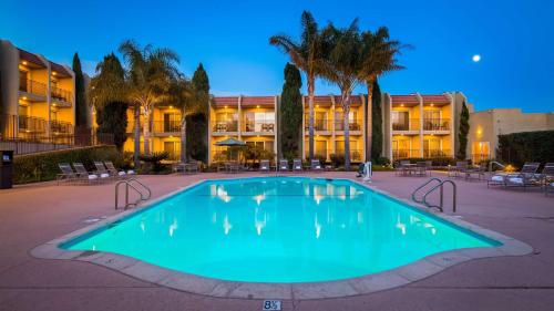 Imagen general del Hotel Best Western Plus Royal Oak. Foto 2